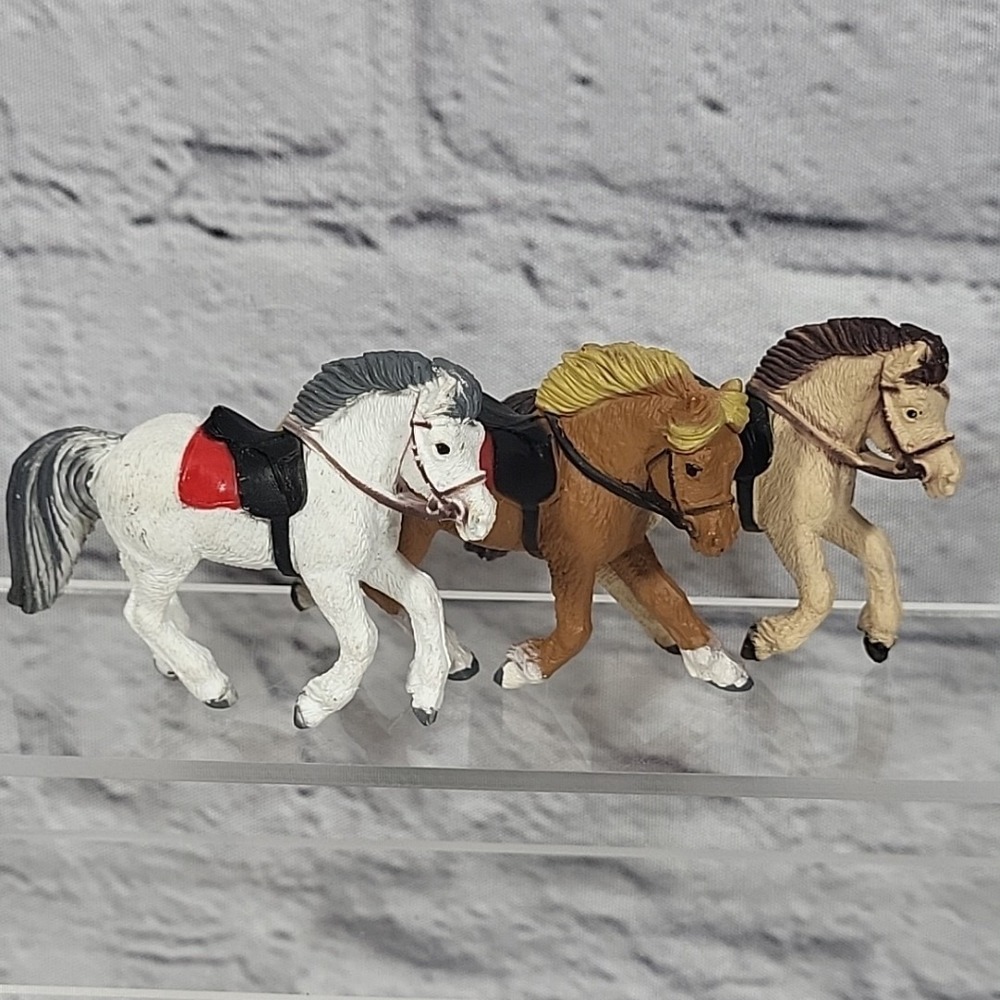 Safari Ltd Pony Horse Figure Lot Of 3 Lifelike Animals Running‎ Galloping